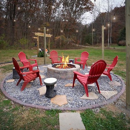 Entertainment Galore! Luxurious Property, Spectacular & Peaceful Setting, Great Location, Close To Major Attractions!! Pigeon Forge Zewnętrze zdjęcie